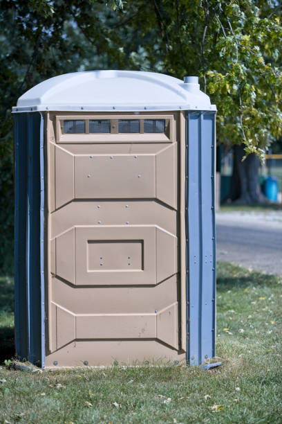 Best Portable bathroom rental  in Andale, KS